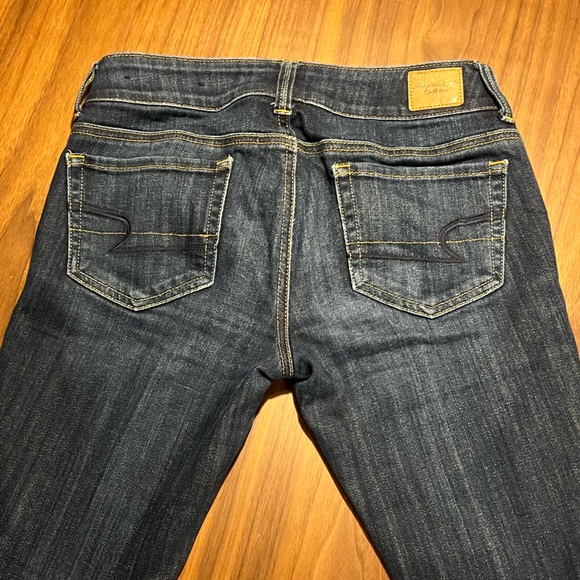American Eagle Artist style denim- size 0-with stretch. - Picture 2 of 9